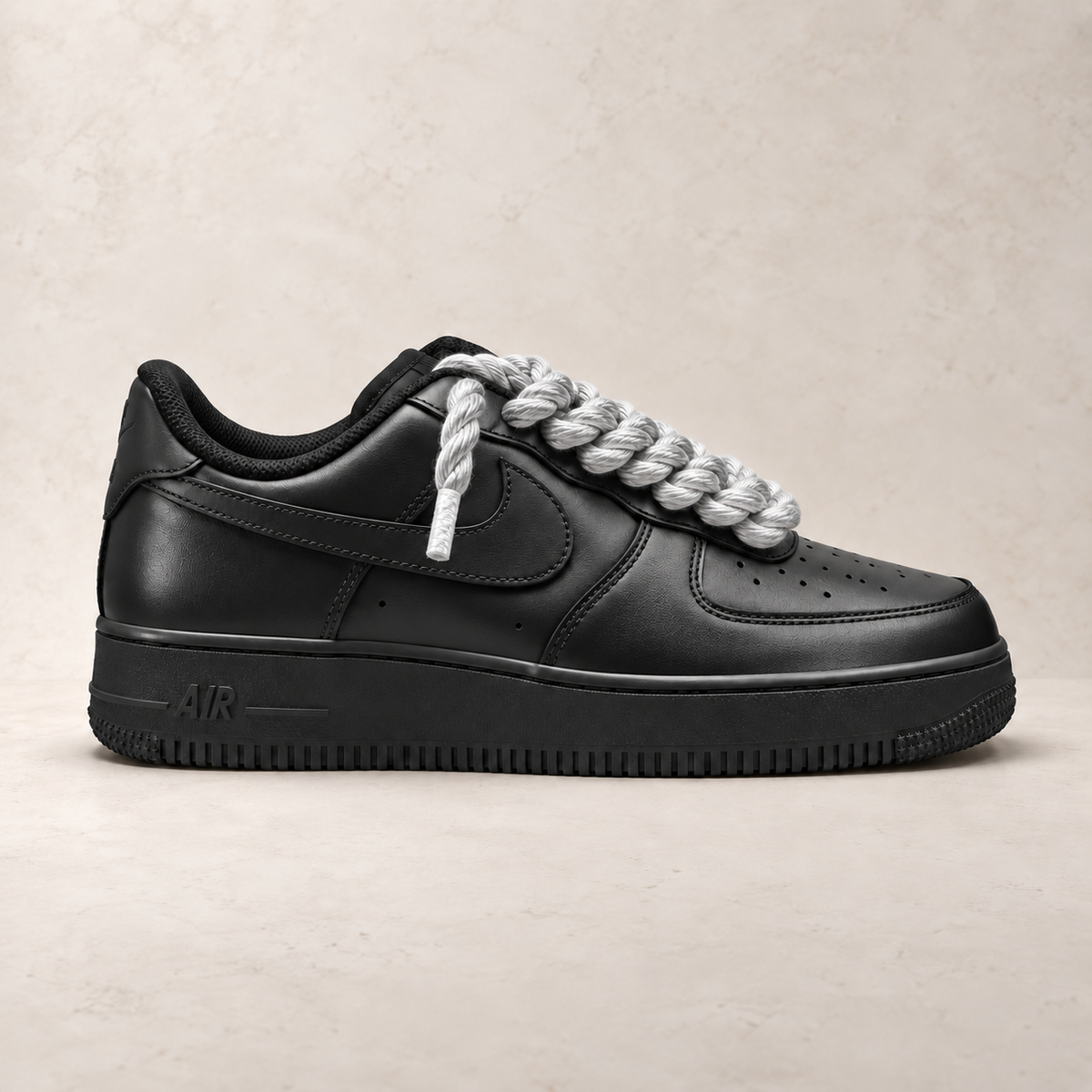 Nike Air Force 1 Low 07 Black - Rope Laces - Stříbrná lesklá