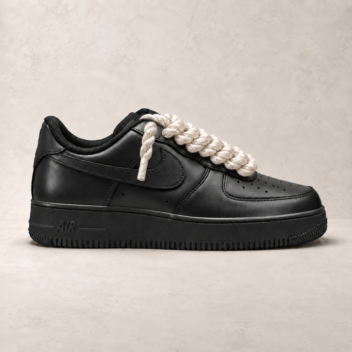 Nike Air Force 1 Low 07 Black - Rope Laces - Krémově lesklá