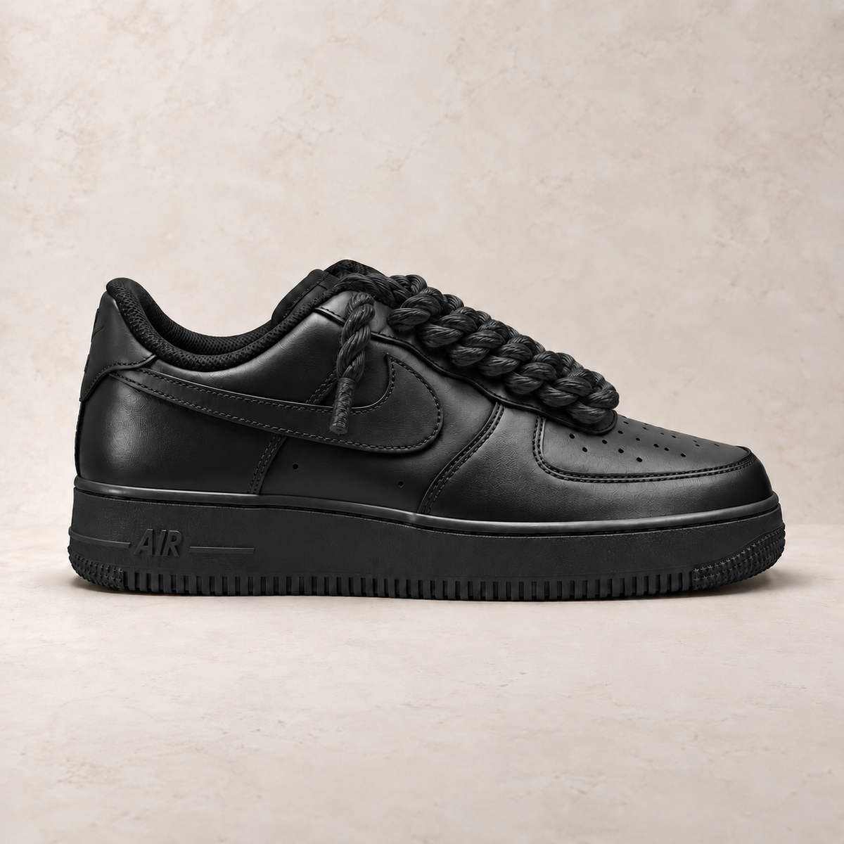 Nike Air Force 1 Low 07 Black - Rope Laces - Černá lesklá